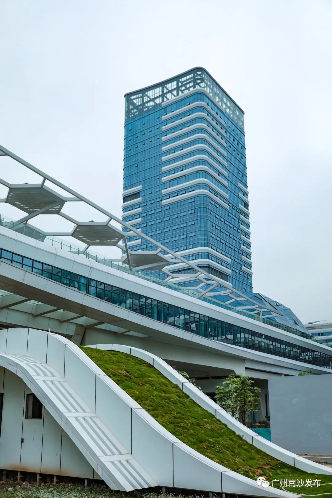 级别最高的医院 72e5-d34dbb0f6ff05e318d2ec1b550e4867b.jpg