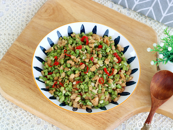 蔬菜中的高钙冠军,钙含量是鸡肉的7倍,比牛奶便宜,夏季可多吃休闲区蓝鸢梦想 - Www.slyday.coM 蔬菜中的高钙冠军,钙含量是鸡肉的7倍,比牛奶便宜,夏季可多吃休闲区蓝鸢梦想 - Www.slyday.coM