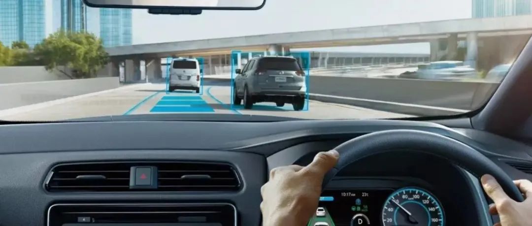 事故频发，“自动驾驶”背锅吗？