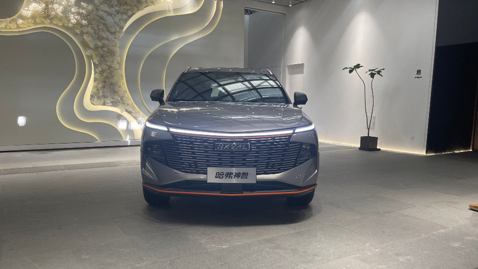 国产紧凑型SUV对决，哈弗神兽对比奇瑞瑞虎8 PLUS