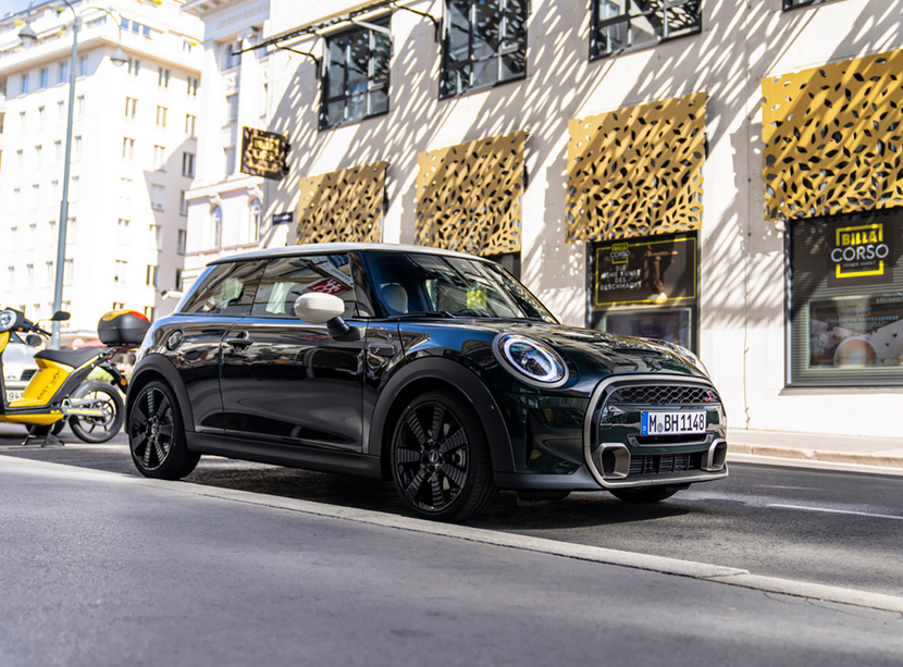 【帮你选车】除了芭蕾猫女司机还有什么可选的?smart/MINI/Q2L