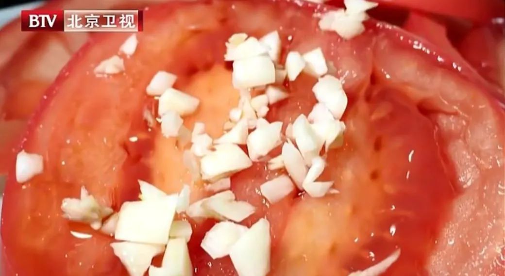 西红柿的最佳搭档不是鸡蛋而是它!三伏将至,常喝这碗汤,活血护心,提高免疫!休闲区蓝鸢梦想 - Www.slyday.coM 西红柿的最佳搭档不是鸡蛋而是它!三伏将至,常喝这碗汤,活血护心,提高免疫!休闲区蓝鸢梦想 - Www.slyday.coM