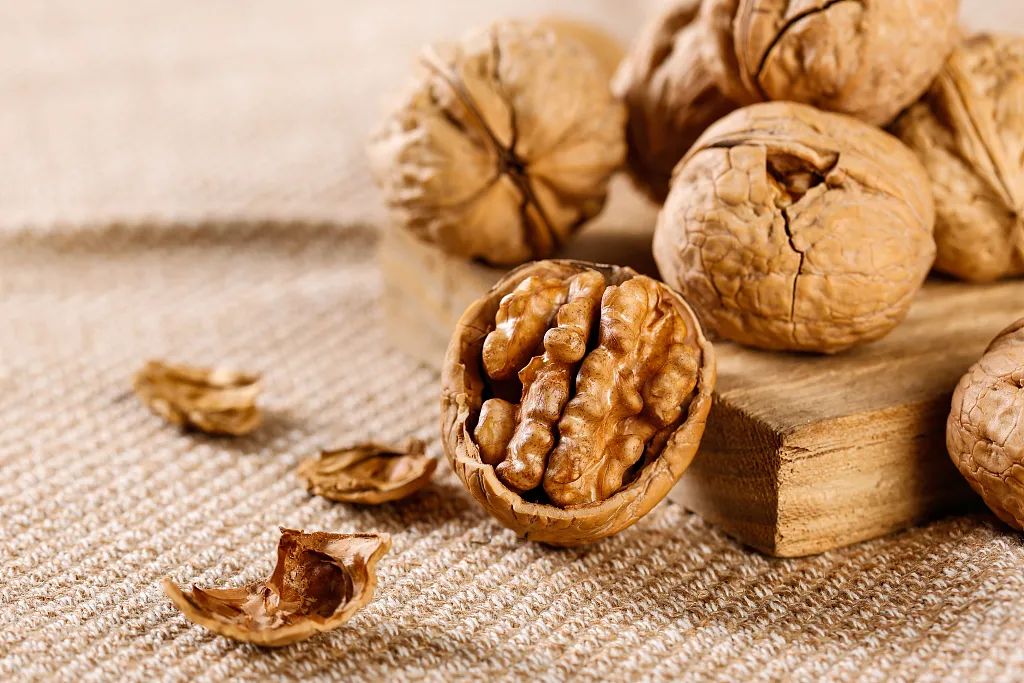 比牛奶补钙、比核桃补脑、比柑橘VC高?这些隐藏的“营养王者”藏不住了休闲区蓝鸢梦想 - Www.slyday.coM 比牛奶补钙、比核桃补脑、比柑橘VC高?这些隐藏的“营养王者”藏不住了休闲区蓝鸢梦想 - Www.slyday.coM