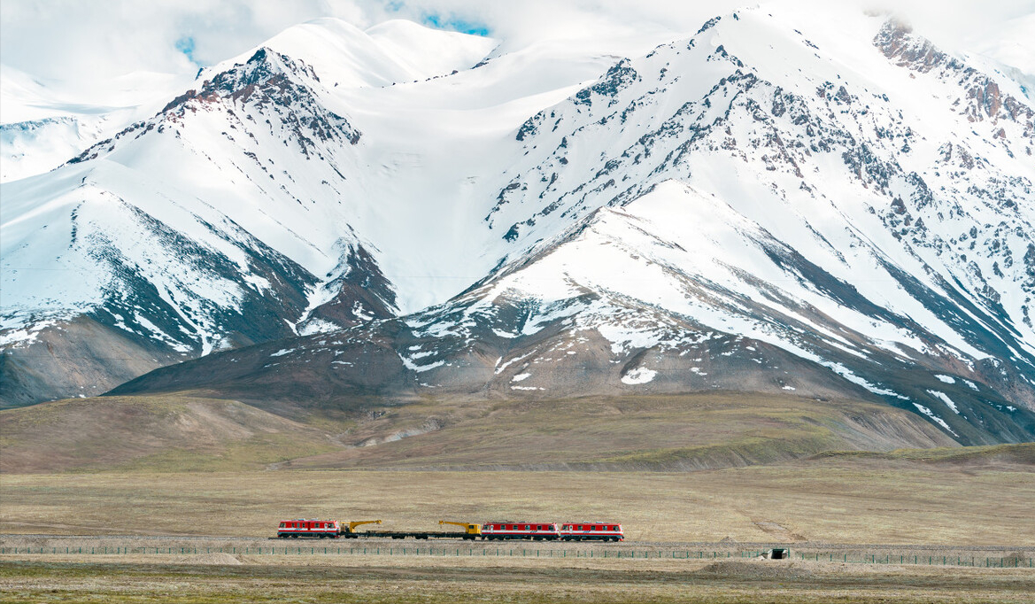 广州借卵包男孩(世界上海拔“最高”的道观,位置偏僻,传说是姜子牙飞升之地)