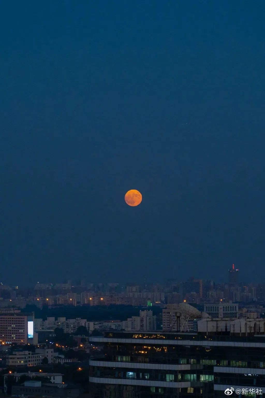 “超级月亮”,果然绝美!休闲区蓝鸢梦想 - Www.slyday.coM “超级月亮”,果然绝美!休闲区蓝鸢梦想 - Www.slyday.coM