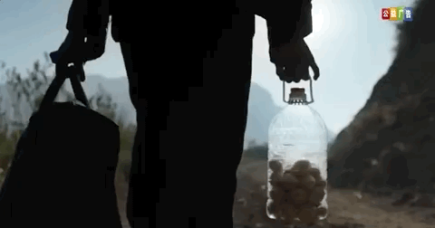 DNA动了!央视的“神作”也太好哭了!休闲区蓝鸢梦想 - Www.slyday.coM DNA动了!央视的“神作”也太好哭了!休闲区蓝鸢梦想 - Www.slyday.coM