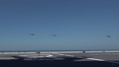 海南舰之大,镜头里都装不下!休闲区蓝鸢梦想 - Www.slyday.coM 海南舰之大,镜头里都装不下!休闲区蓝鸢梦想 - Www.slyday.coM