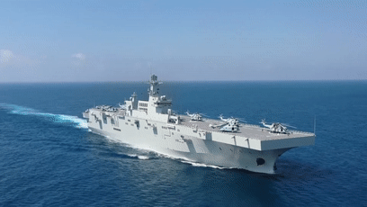 海南舰之大,镜头里都装不下!休闲区蓝鸢梦想 - Www.slyday.coM 海南舰之大,镜头里都装不下!休闲区蓝鸢梦想 - Www.slyday.coM