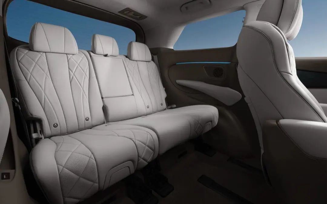 大6座还是7座,大型SUV与MPV究竟是谁卷了谁?