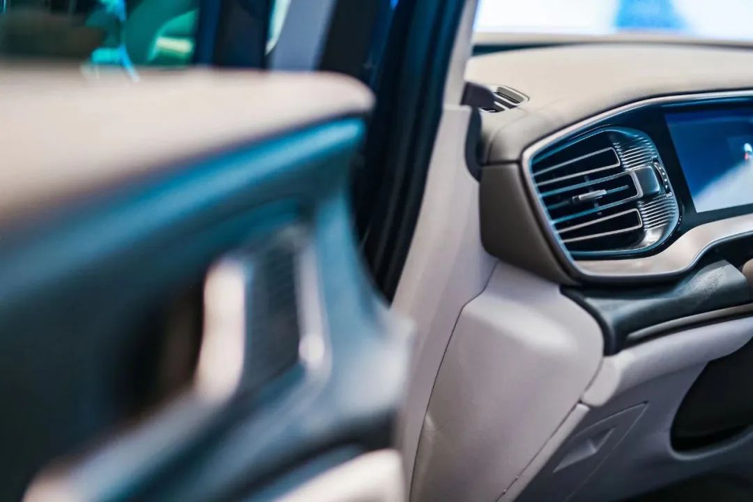 大6座还是7座,大型SUV与MPV究竟是谁卷了谁?