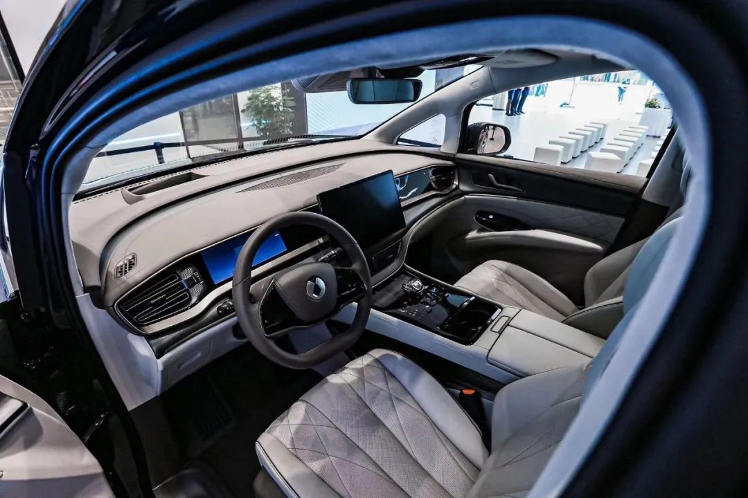 大6座还是7座,大型SUV与MPV究竟是谁卷了谁?