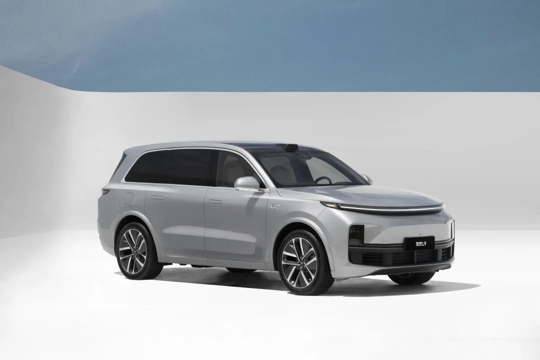 大6座还是7座,大型SUV与MPV究竟是谁卷了谁?