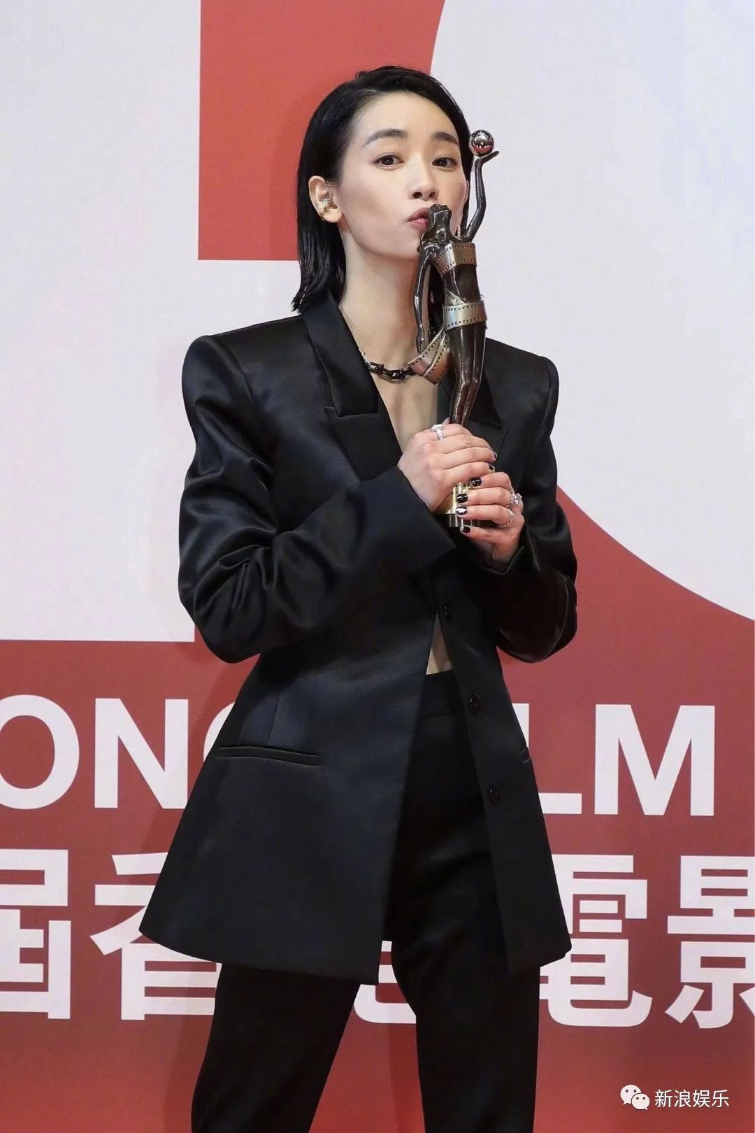 她打了多少“内娱顶流”的脸休闲区蓝鸢梦想 - Www.slyday.coM 她打了多少“内娱顶流”的脸休闲区蓝鸢梦想 - Www.slyday.coM