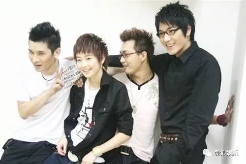 她打了多少“内娱顶流”的脸休闲区蓝鸢梦想 - Www.slyday.coM 她打了多少“内娱顶流”的脸休闲区蓝鸢梦想 - Www.slyday.coM