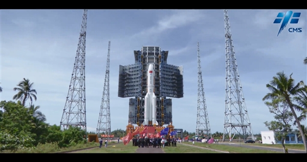 8K超高清!延时摄影看"问天"实验舱转运过程休闲区蓝鸢梦想 - Www.slyday.coM 8K超高清!延时摄影看"问天"实验舱转运过程休闲区蓝鸢梦想 - Www.slyday.coM