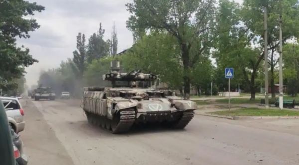 俄军坦克支援车。（俄国防部网站）