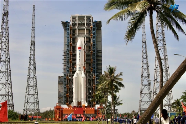 8K超高清!延时摄影看"问天"实验舱转运过程休闲区蓝鸢梦想 - Www.slyday.coM 8K超高清!延时摄影看"问天"实验舱转运过程休闲区蓝鸢梦想 - Www.slyday.coM