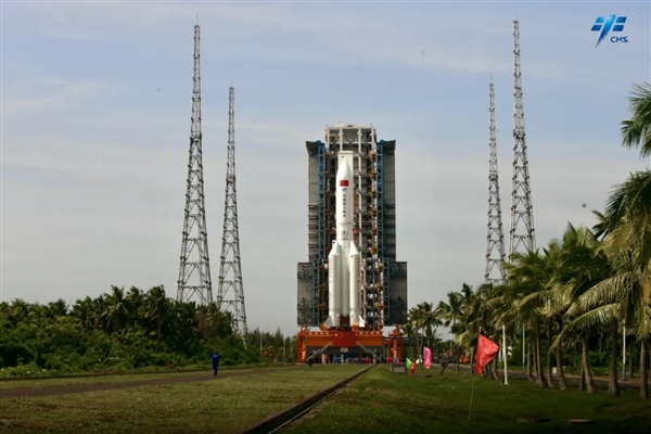 8K超高清!延时摄影看"问天"实验舱转运过程休闲区蓝鸢梦想 - Www.slyday.coM 8K超高清!延时摄影看"问天"实验舱转运过程休闲区蓝鸢梦想 - Www.slyday.coM