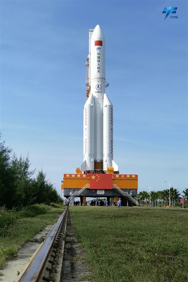 8K超高清!延时摄影看"问天"实验舱转运过程休闲区蓝鸢梦想 - Www.slyday.coM 8K超高清!延时摄影看"问天"实验舱转运过程休闲区蓝鸢梦想 - Www.slyday.coM