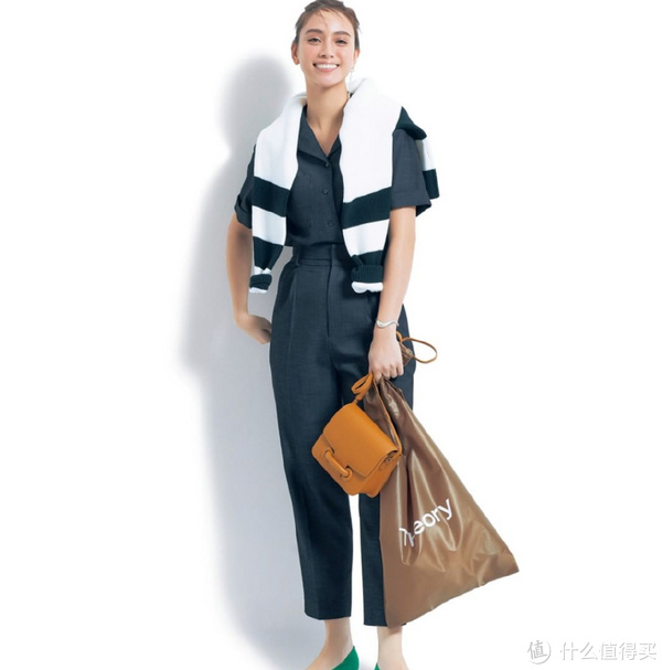 夏季穿搭当然有套路,这4个方案让你赢很大!休闲区蓝鸢梦想 - Www.slyday.coM 夏季穿搭当然有套路,这4个方案让你赢很大!休闲区蓝鸢梦想 - Www.slyday.coM