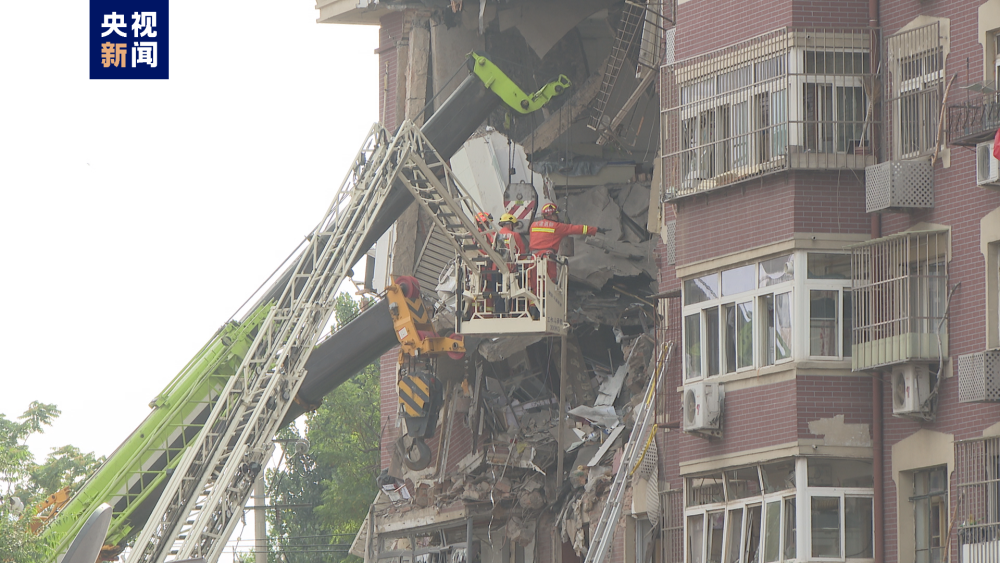 天津北辰区燃气爆燃事故搜救结束 致4死13伤休闲区蓝鸢梦想 - Www.slyday.coM 天津北辰区燃气爆燃事故搜救结束 致4死13伤休闲区蓝鸢梦想 - Www.slyday.coM