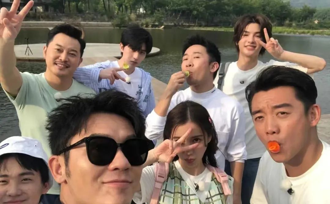 橘子晚报/林志颖出车祸,CU蓓蓓分手始末,《少年派2》被指压抑?休闲区蓝鸢梦想 - Www.slyday.coM 橘子晚报/林志颖出车祸,CU蓓蓓分手始末,《少年派2》被指压抑?休闲区蓝鸢梦想 - Www.slyday.coM