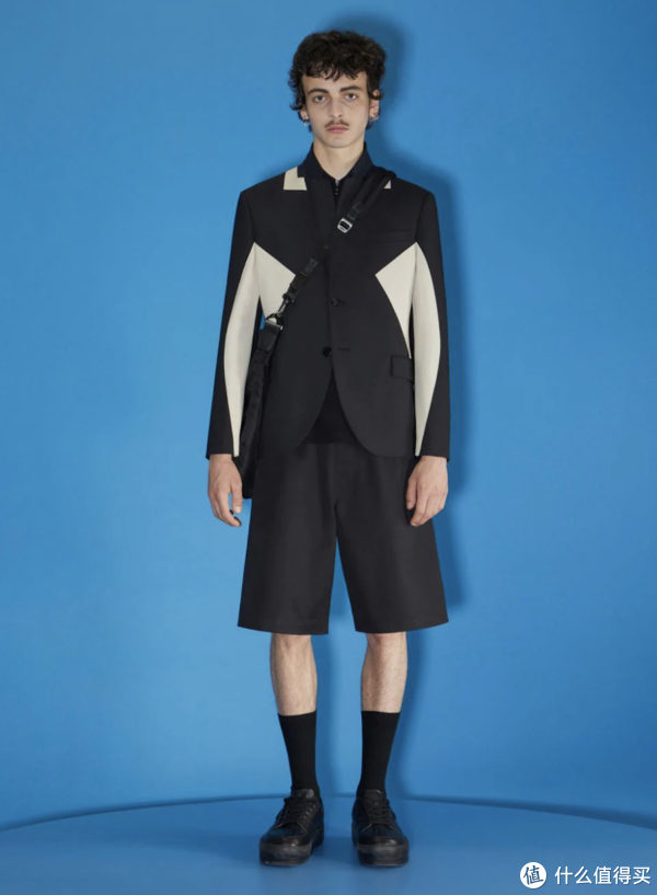 头部大牌西服为啥那么贵?除了品牌溢价原来还有这么多学问!别杠,杠就是我说的不对!休闲区蓝鸢梦想 - Www.slyday.coM 头部大牌西服为啥那么贵?除了品牌溢价原来还有这么多学问!别杠,杠就是我说的不对!休闲区蓝鸢梦想 - Www.slyday.coM