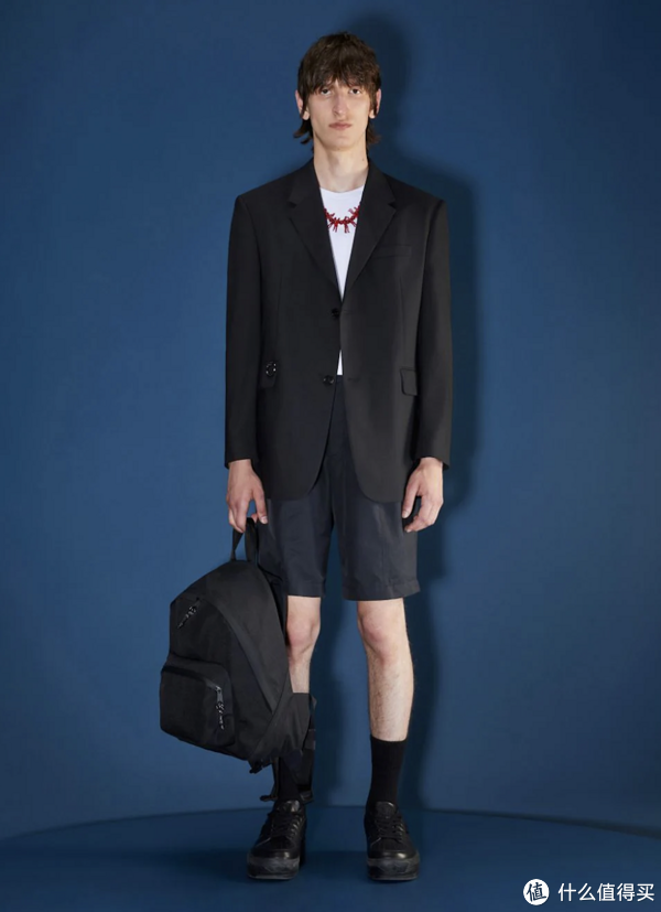 头部大牌西服为啥那么贵?除了品牌溢价原来还有这么多学问!别杠,杠就是我说的不对!休闲区蓝鸢梦想 - Www.slyday.coM 头部大牌西服为啥那么贵?除了品牌溢价原来还有这么多学问!别杠,杠就是我说的不对!休闲区蓝鸢梦想 - Www.slyday.coM