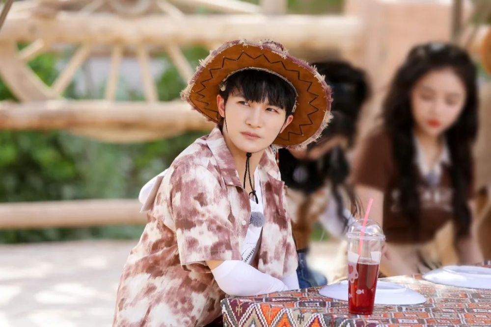 《奔跑吧》走进吐鲁番打造“大漠落日限定舞台”,兄弟团挑战蔡徐坤新歌舞蹈休闲区蓝鸢梦想 - Www.slyday.coM 《奔跑吧》走进吐鲁番打造“大漠落日限定舞台”,兄弟团挑战蔡徐坤新歌舞蹈休闲区蓝鸢梦想 - Www.slyday.coM