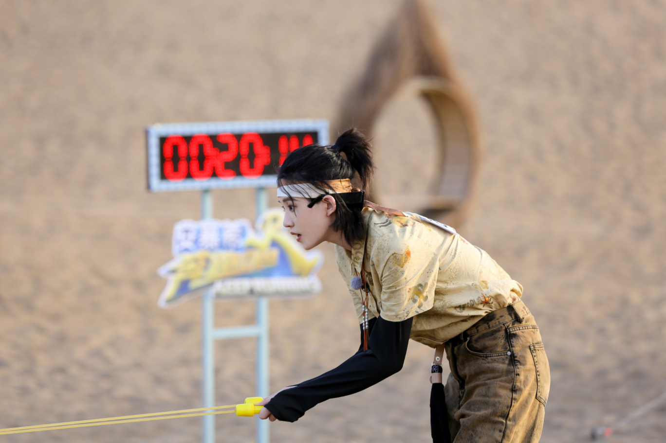 《奔跑吧》走进吐鲁番,兄弟团挑战蔡徐坤新歌舞蹈休闲区蓝鸢梦想 - Www.slyday.coM 《奔跑吧》走进吐鲁番,兄弟团挑战蔡徐坤新歌舞蹈休闲区蓝鸢梦想 - Www.slyday.coM