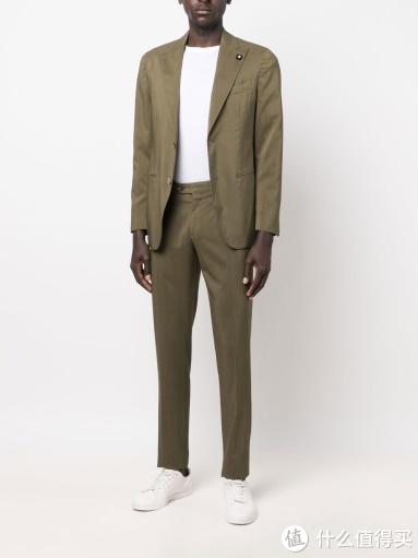 头部大牌西服为啥那么贵?除了品牌溢价原来还有这么多学问!别杠,杠就是我说的不对!休闲区蓝鸢梦想 - Www.slyday.coM 头部大牌西服为啥那么贵?除了品牌溢价原来还有这么多学问!别杠,杠就是我说的不对!休闲区蓝鸢梦想 - Www.slyday.coM