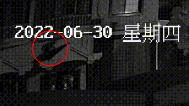 大锦旗+10箱饮料!大爷“霸气”送礼感谢民警:终于可以睡个好觉了休闲区蓝鸢梦想 - Www.slyday.coM 大锦旗+10箱饮料!大爷“霸气”送礼感谢民警:终于可以睡个好觉了休闲区蓝鸢梦想 - Www.slyday.coM