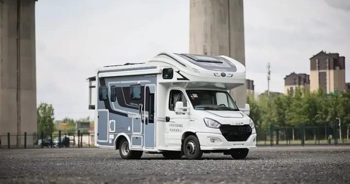 9月2日郑州房车展——隆翠麒麟C620尊享版房车，奔赴远方盛夏光年