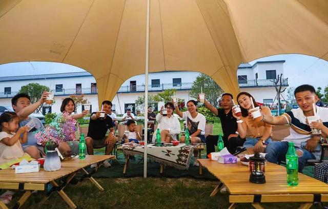 原来靖江可以这么好玩!“靖”喜相逢美食小城休闲区蓝鸢梦想 - Www.slyday.coM 原来靖江可以这么好玩!“靖”喜相逢美食小城休闲区蓝鸢梦想 - Www.slyday.coM