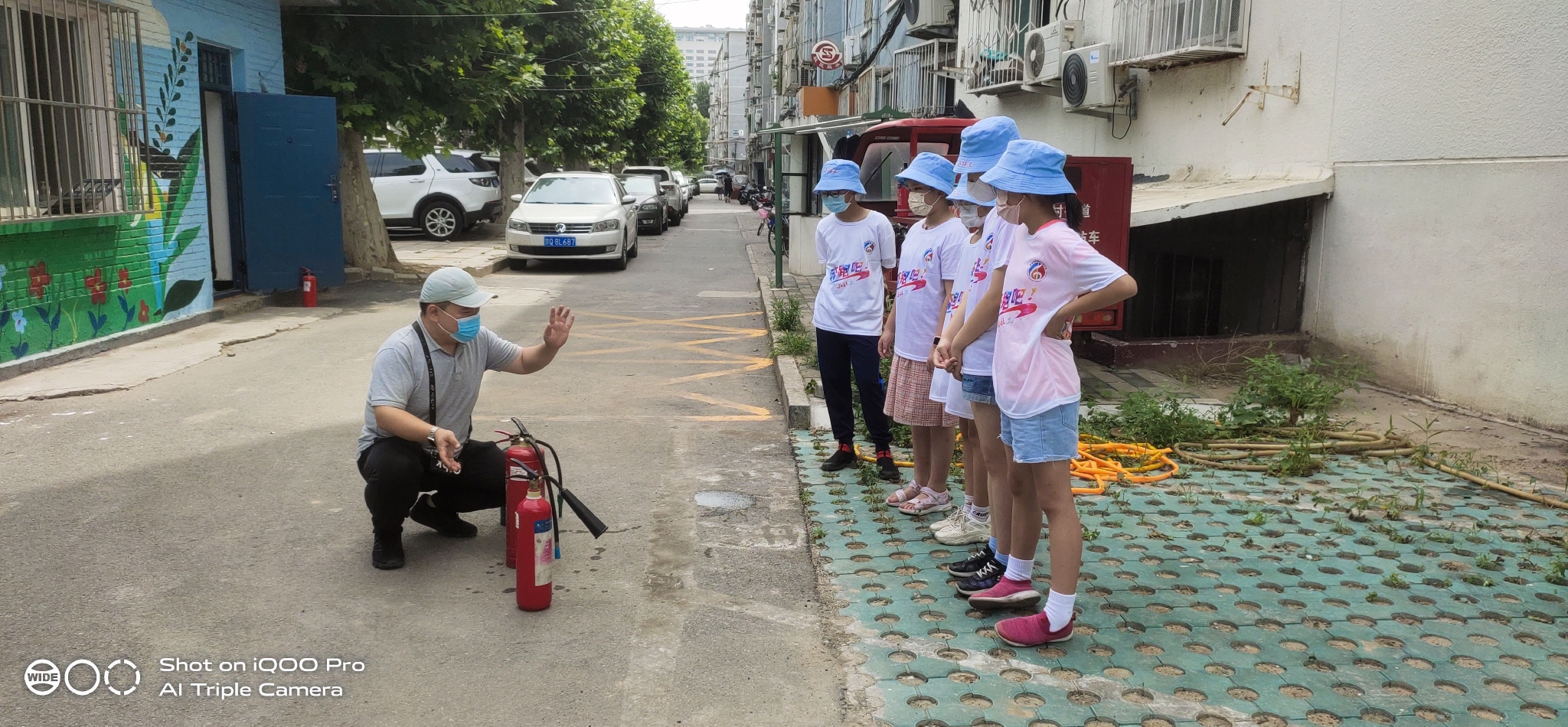 暑假可以这样过:小社工也能参与社区大治理休闲区蓝鸢梦想 - Www.slyday.coM 暑假可以这样过:小社工也能参与社区大治理休闲区蓝鸢梦想 - Www.slyday.coM