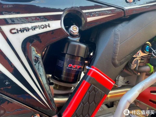 最野的男人爱玩啥?车评人为何被二年级学生吊打!休闲区蓝鸢梦想 - Www.slyday.coM 最野的男人爱玩啥?车评人为何被二年级学生吊打!休闲区蓝鸢梦想 - Www.slyday.coM