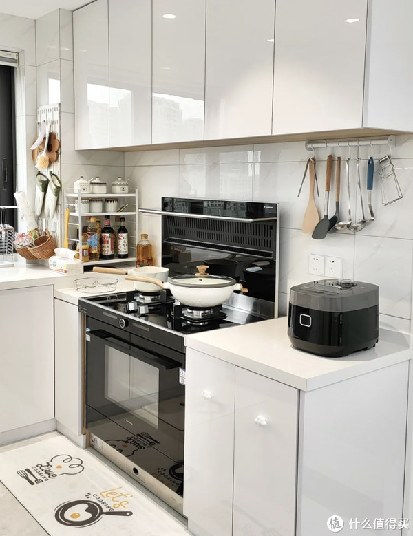 这一届年轻人,为什么这么喜欢“开放式厨房”?休闲区蓝鸢梦想 - Www.slyday.coM 这一届年轻人,为什么这么喜欢“开放式厨房”?休闲区蓝鸢梦想 - Www.slyday.coM