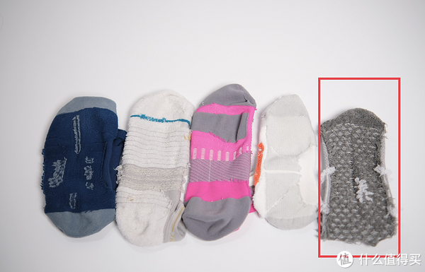 9块9的迪卡侬和上百块钱的运动袜区别到底有多大?休闲区蓝鸢梦想 - Www.slyday.coM 9块9的迪卡侬和上百块钱的运动袜区别到底有多大?休闲区蓝鸢梦想 - Www.slyday.coM