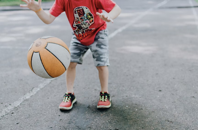 练网球就最好不要练拳击?原来选运动项目还有这么多门道休闲区蓝鸢梦想 - Www.slyday.coM 练网球就最好不要练拳击?原来选运动项目还有这么多门道休闲区蓝鸢梦想 - Www.slyday.coM