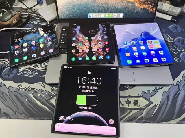 折叠屏手机推荐二手 674d-7656ad70512deb0f9b7a6d0407430478.png