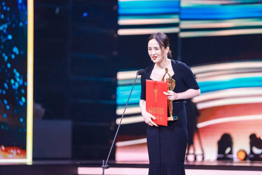 第36届大众电影百花奖揭晓,张译袁泉分获最佳男女主角!(附完整获奖名单)休闲区蓝鸢梦想 - Www.slyday.coM 第36届大众电影百花奖揭晓,张译袁泉分获最佳男女主角!(附完整获奖名单)休闲区蓝鸢梦想 - Www.slyday.coM