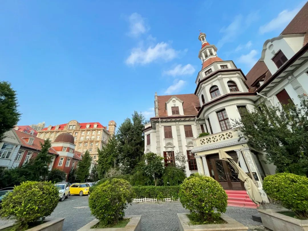 暗战、密会、搭伙……意风区百年前的邻里关系,剧本都不敢这么写!休闲区蓝鸢梦想 - Www.slyday.coM 暗战、密会、搭伙……意风区百年前的邻里关系,剧本都不敢这么写!休闲区蓝鸢梦想 - Www.slyday.coM