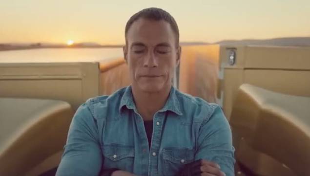 沃尔沃卡车广告：尚格·云顿完成了史诗级大劈叉……