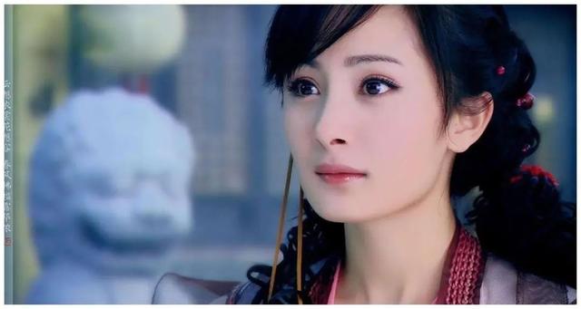 杨幂《狐妖》新路透曝光,造型过分网游风,网友称好像唐雪见休闲区蓝鸢梦想 - Www.slyday.coM 杨幂《狐妖》新路透曝光,造型过分网游风,网友称好像唐雪见休闲区蓝鸢梦想 - Www.slyday.coM