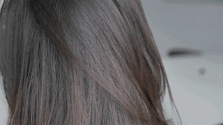 姐妹们听句劝吧,头发干到像枯草了,还只用护发素养发是行不通的…休闲区蓝鸢梦想 - Www.slyday.coM 姐妹们听句劝吧,头发干到像枯草了,还只用护发素养发是行不通的…休闲区蓝鸢梦想 - Www.slyday.coM