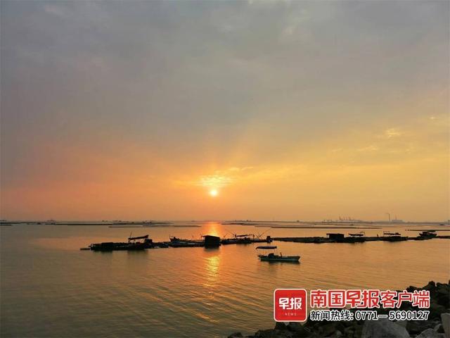 晚安十点(2022.8.6)丨哪些句子,会让你产生“我一辈子都写不出来”的想法?休闲区蓝鸢梦想 - Www.slyday.coM 晚安十点(2022.8.6)丨哪些句子,会让你产生“我一辈子都写不出来”的想法?休闲区蓝鸢梦想 - Www.slyday.coM