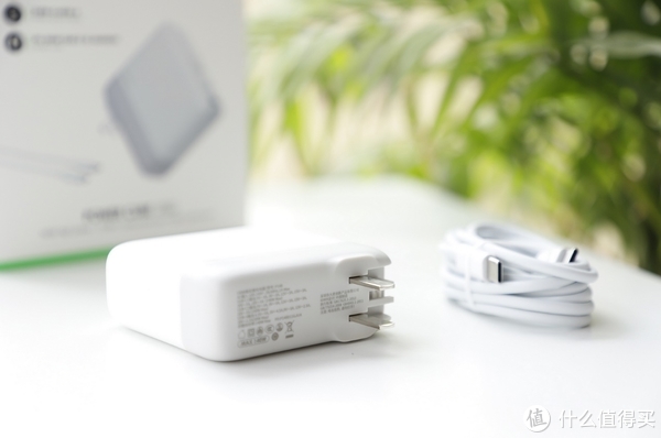 出门带一个就够了!IDMIX 140W氮化镓充电器套装测评休闲区蓝鸢梦想 - Www.slyday.coM 出门带一个就够了!IDMIX 140W氮化镓充电器套装测评休闲区蓝鸢梦想 - Www.slyday.coM