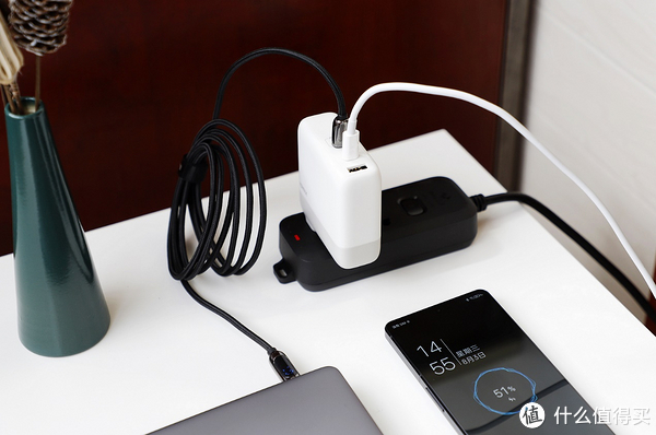 出门带一个就够了!IDMIX 140W氮化镓充电器套装测评休闲区蓝鸢梦想 - Www.slyday.coM 出门带一个就够了!IDMIX 140W氮化镓充电器套装测评休闲区蓝鸢梦想 - Www.slyday.coM