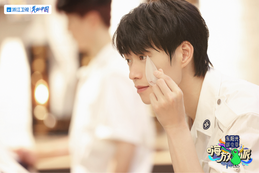 《嗨放派2》首播引发“自我发现”热潮,网友:原来我有点子“超能力”在身上休闲区蓝鸢梦想 - Www.slyday.coM 《嗨放派2》首播引发“自我发现”热潮,网友:原来我有点子“超能力”在身上休闲区蓝鸢梦想 - Www.slyday.coM