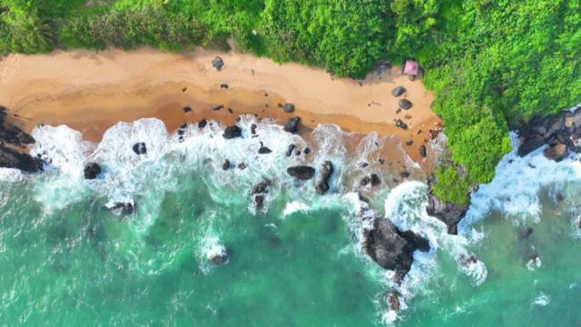 海南自驾环岛游玩攻略，五天四晚人均不到3千……